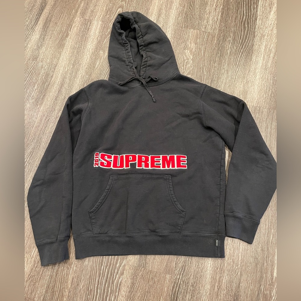 Authentic Supreme Blockbuster Hoodie medium